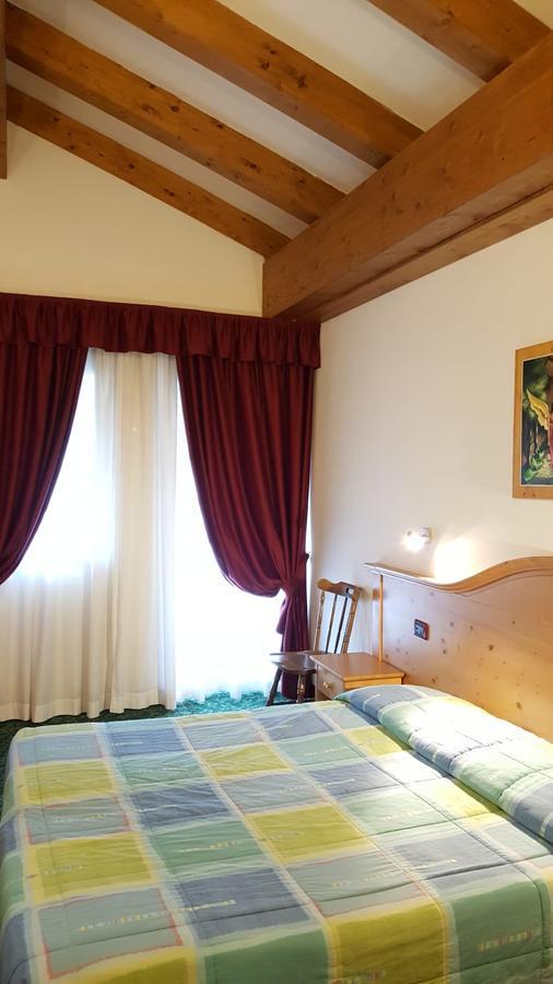Hotel Garni Al Nardis Carisolo Extérieur photo