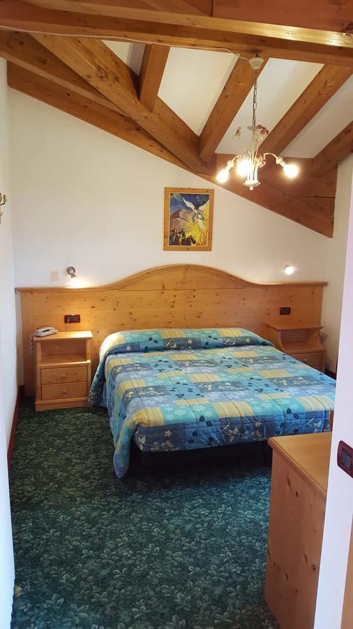 Hotel Garni Al Nardis Carisolo Extérieur photo