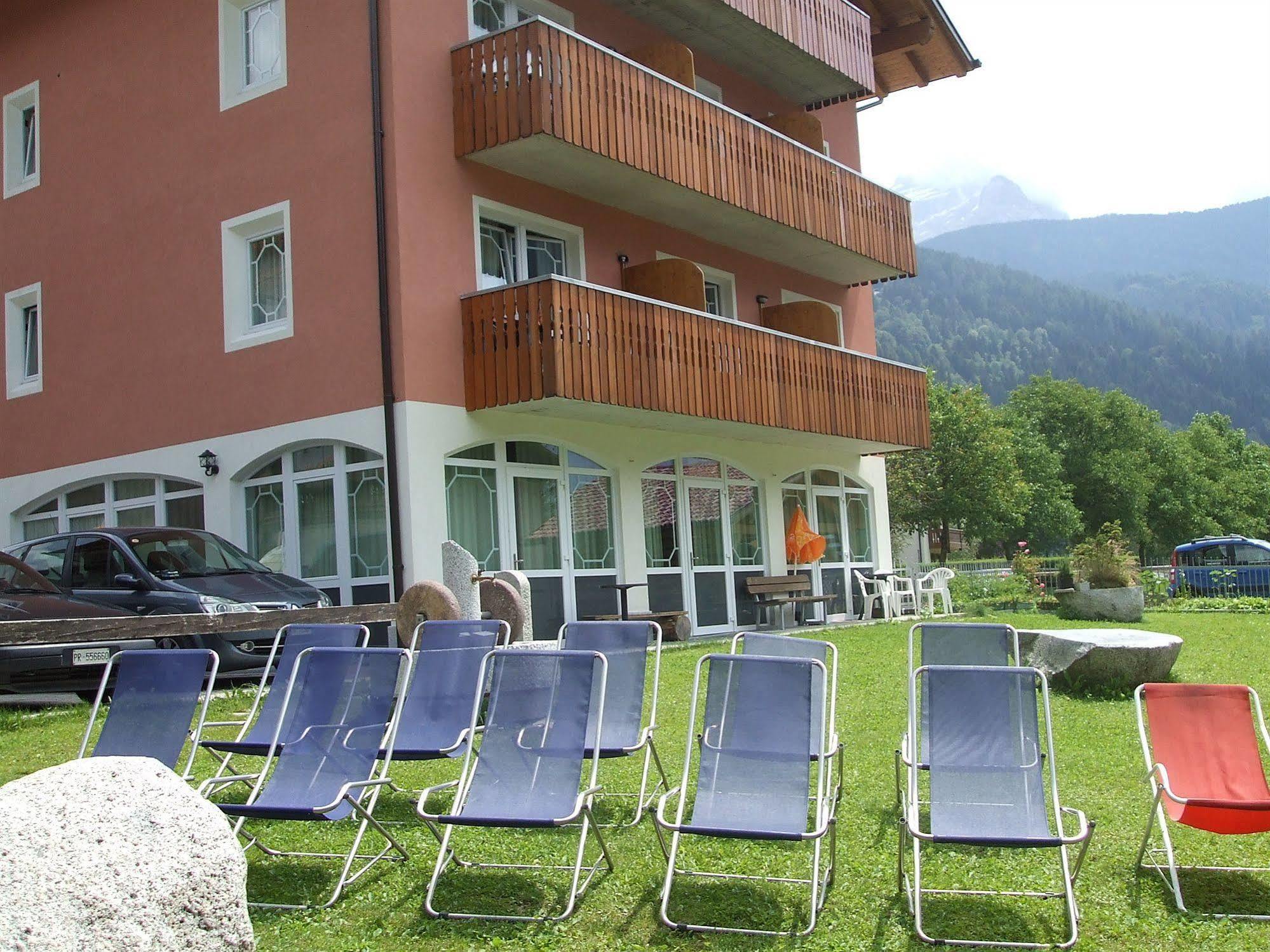 Hotel Garni Al Nardis Carisolo Extérieur photo