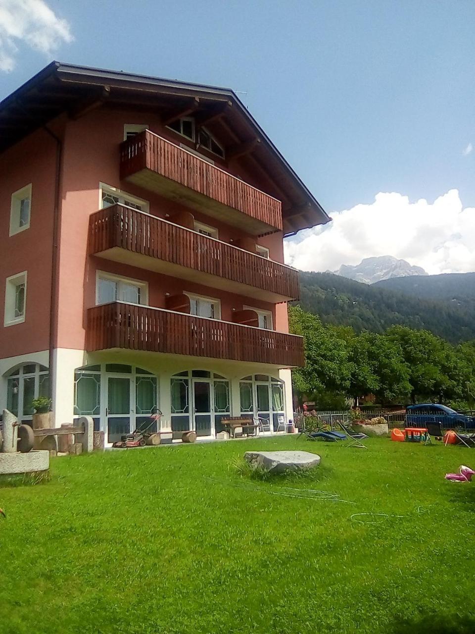 Hotel Garni Al Nardis Carisolo Extérieur photo